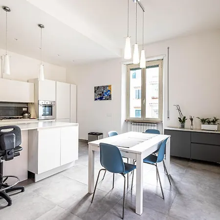 Large And Bright, A Stone's Throw From Trastevere